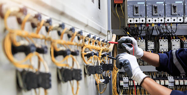 Professional Electrician technician working in Roseland, NJ